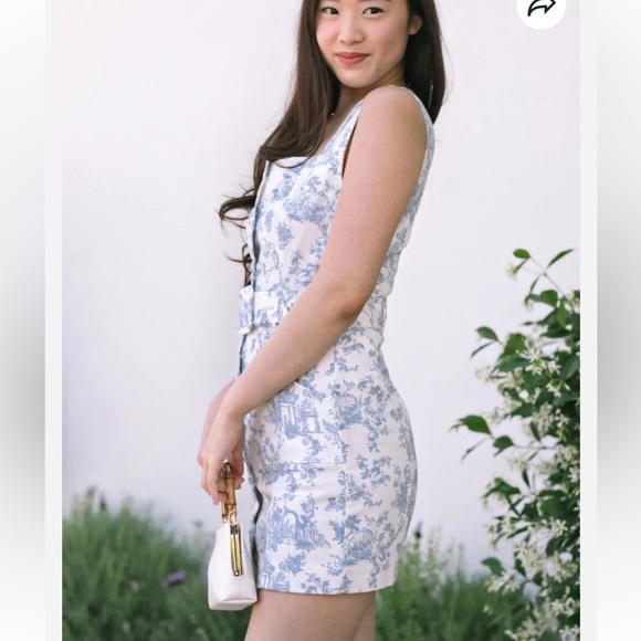 Storia Sarah Belted Mini Dress Sz M NWT - Picture 3 of 9